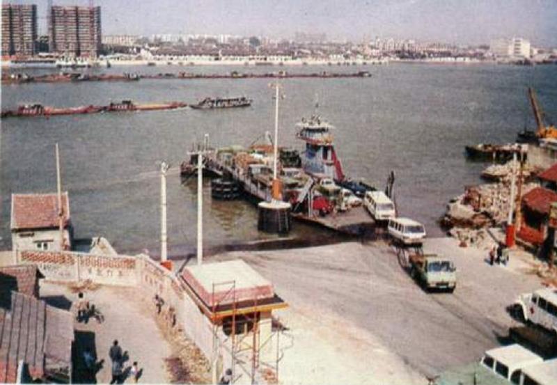 老奉贤黄浦江西渡口。